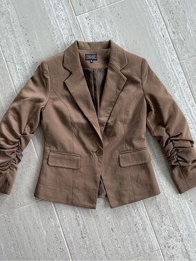 Countess Brown Ruched-Sleeve Women's Blazer